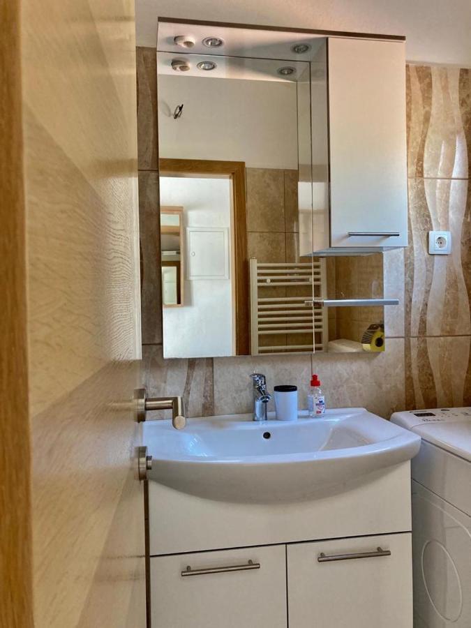 Apartment Andjela Стариград-Пакленица Екстериор снимка
