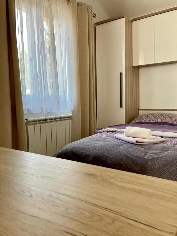 Apartment Andjela Стариград-Пакленица Екстериор снимка