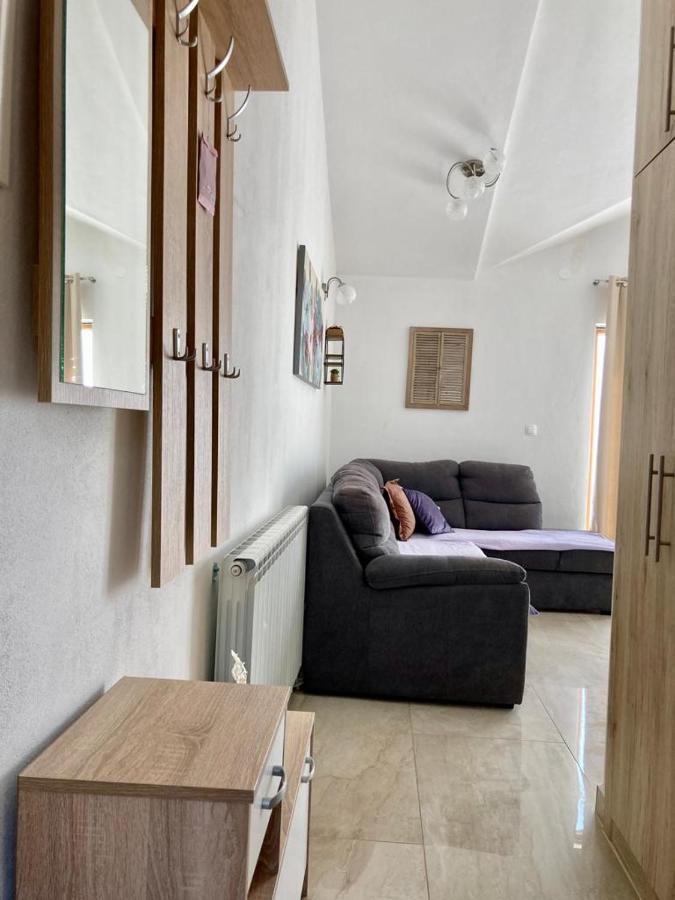 Apartment Andjela Стариград-Пакленица Екстериор снимка